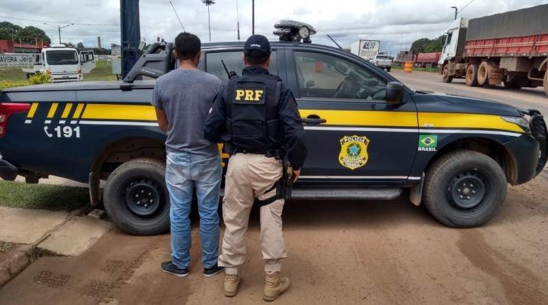 Polícia Rodoviária Federal prende foragido por crime de violência doméstica