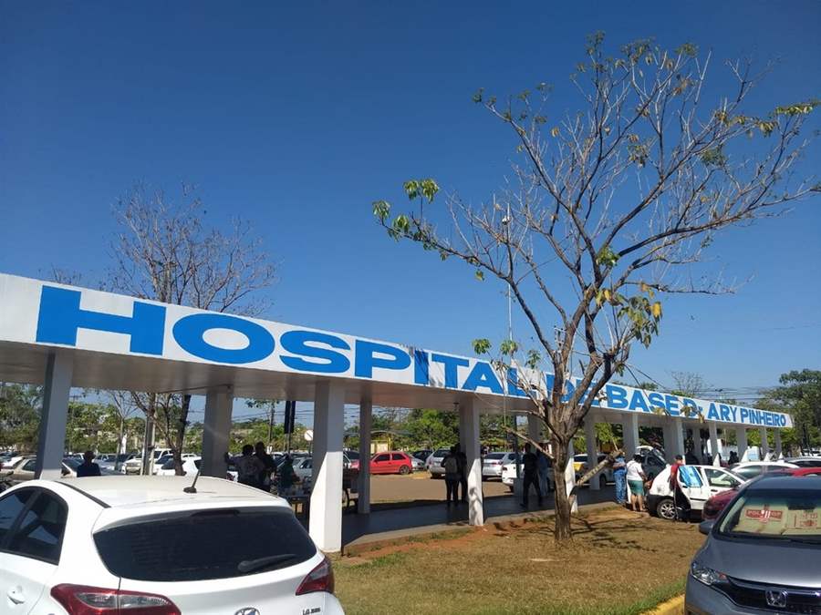 Servidores e pacientes denunciam precariedade na comida do HB