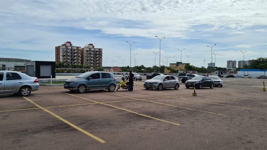 Drive-thru de vacinação das forças de segurança pública acontece neste sábado