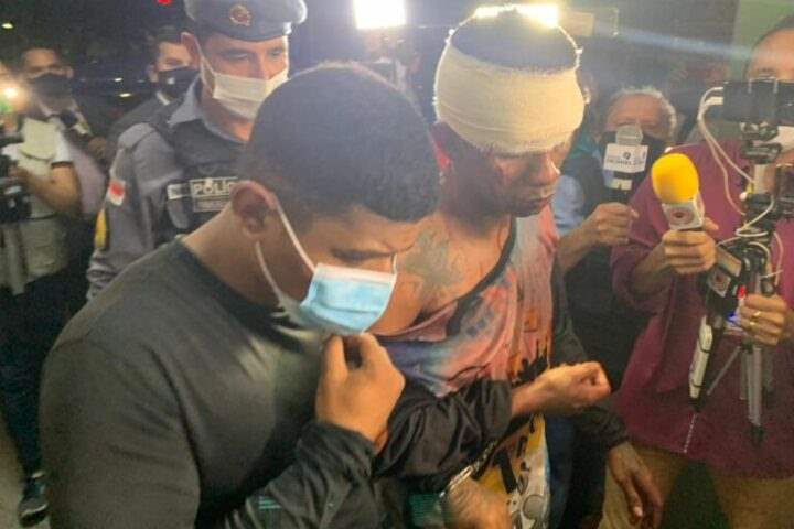 Após assalto bandidos são espancados pela população; imagens fortes