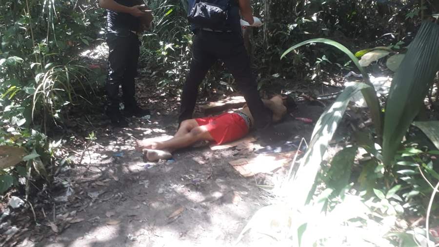 Mulher é arrastada de dentro de casa para ser morta em matagal por bandidos; veja o vídeo