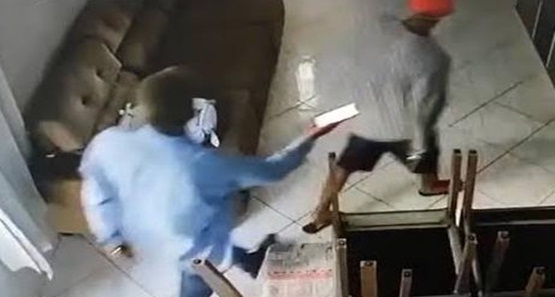 Família é feita refém por criminosos durante roubo a residência na capital