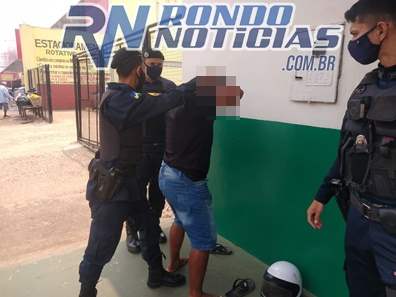 Homem é preso  com tornozeleira eletrônica e arma de fogo  sem registro 