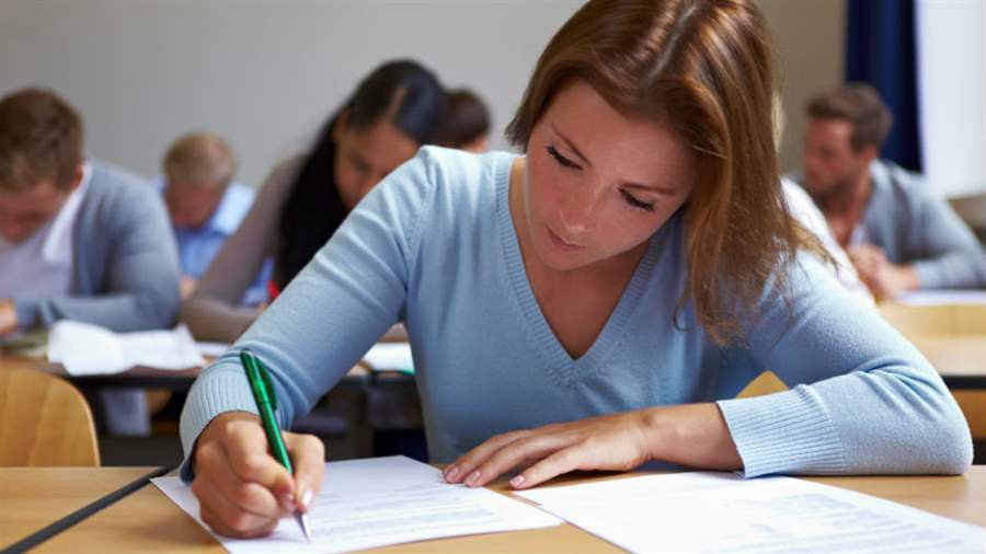Prefeitura oferta 35 vagas com salários de até R$ 8.752,18